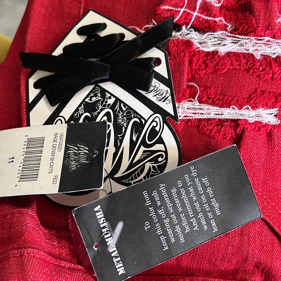 Shorts. Color rojos - Picture 5 of 5